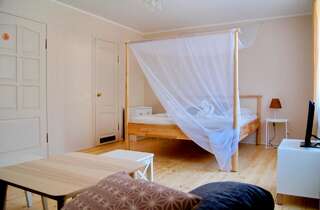 Гостевой дом Guest House Vasara Нида Улучшенный двухместный номер с 1 двуспальной кроватью и диваном-1